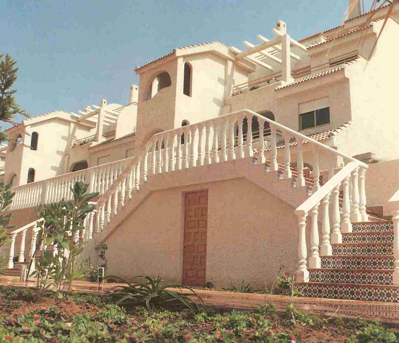 lgant immeuble  sur la manga