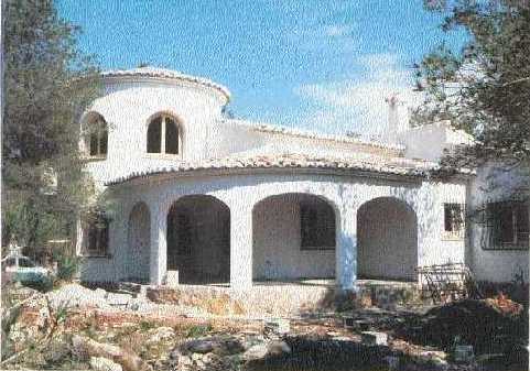 photo d'une villa en cours de construction